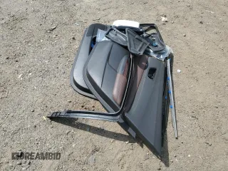 2015 Acura TLX V6 z VIN 19UUB2F36FA002039, wystawiony jako Copart lot #61819485 z przebiegiem Nie podano mil oraz Szkoda całkowita • Salvage title. Historia ofert i sprzedaży dostępna na DreamBid. Obrazek 12.
