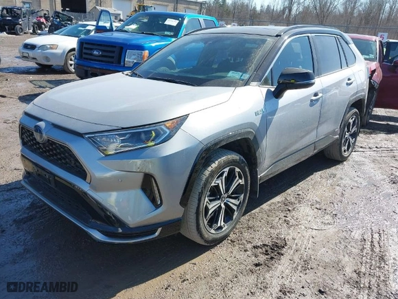 2021 Toyota RAV4 Prime XSE with VIN JTMFB3FV6MD069556, listed as a IAAI auction lot 41740590 with 15,720 mi miles. Bid and sale history available at carsss.com. Image 2.