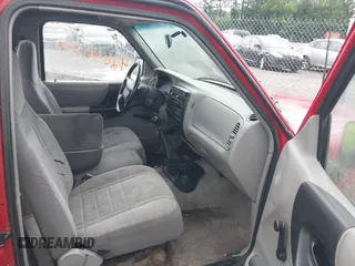 1996 Ford Ranger XL with VIN 1FTCR10A5TPB53194, listed as a IAAI auction lot 42640524 with 267,429 mi miles and . Bid and sale history available at DreamBid. Image 5.