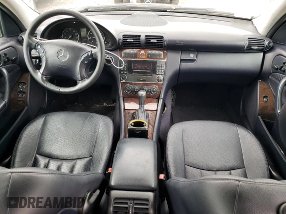 2005 Mercedes-Benz C 320 with VIN WDBRF64J75F631696, listed as a Copart auction lot 72349934 with 185,055 mi miles and Salvage Title. Bid and sale history available at DreamBid. Image 8.