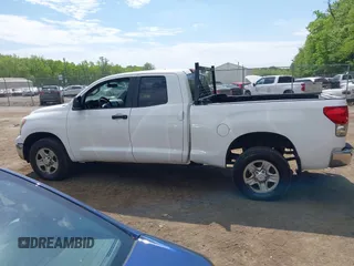 2008 Toyota Tundra 4WD Truck with VIN 5TFBT54108X012684, listed as a IAAI auction lot 42187646 with 149,140 mi miles. Bid and sale history available at carsss.com. Image 15.