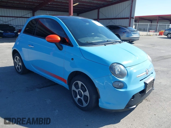 2015 FIAT 500e z VIN 3C3CFFGEXFT522859, wystawiony jako IAAI lot #42323797 z przebiegiem 71 503 mil mil oraz . Historia ofert i sprzedaży dostępna na DreamBid. Obrazek 1.