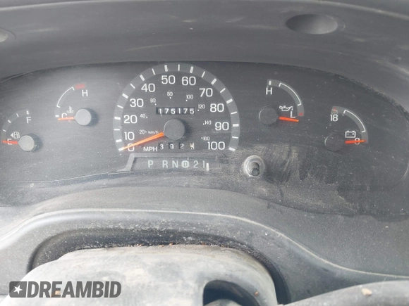 2003 Ford Econoline Passenger XL with VIN 1FBSS31L93HA49530, listed as a IAAI auction lot 41724343 with 175,175 mi miles and . Bid and sale history available at DreamBid. Image 7.