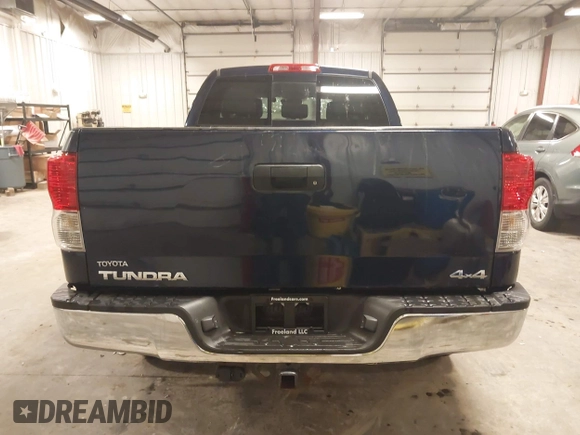 2010 Toyota Tundra z VIN 5TFUW5F10AX154651, wystawiony jako IAAI lot #42113722 z przebiegiem 225 372 mil mil oraz . Historia ofert i sprzedaży dostępna na DreamBid. Obrazek 17.