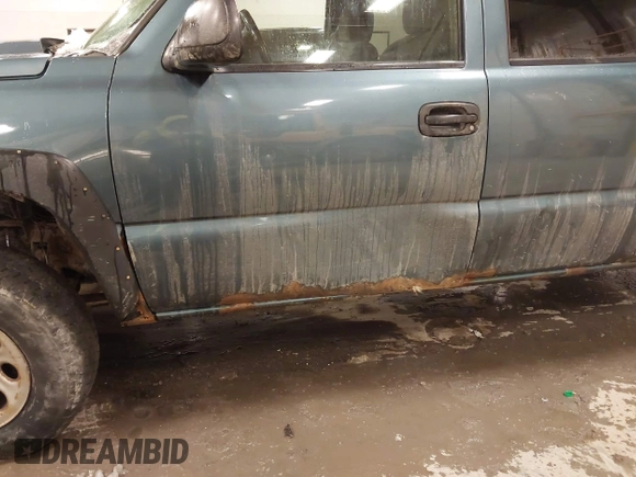 2007 Chevrolet Silverado 1500 LT3 with VIN 2GCEK13Z371100396, listed as a IAAI auction lot 41974792 with 293,525 mi miles and . Bid and sale history available at DreamBid. Image 6.