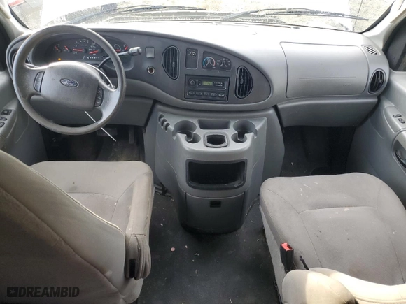 2008 Ford Econoline Cargo Van Commercial with VIN 1FTNE14WX8DA06002, listed as a Copart auction lot 85385934 with 186575 miles and Salvage Title. Bid and sale history available at carsss.com. Image 8.