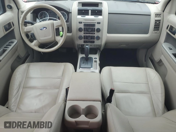 2012 Ford Escape XLT с VIN 1FMCU9DG4CKB01074, выставлен на аукционе Copart как лот 62483805 с пробегом 165 825 миль миль и Списание • Salvage title. История ставок и продаж доступна на DreamBid. Изображение 8.