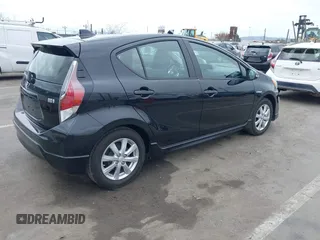 2017 Toyota Prius One with VIN JTDKDTB37H1596977, listed as a IAAI auction lot 42053033 with 34,562 mi miles. Bid and sale history available at carsss.com. Image 4.