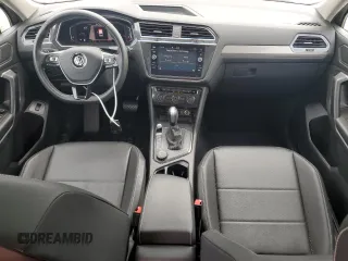 2021 Volkswagen Tiguan SE z VIN 3VV2B7AX3MM114439, wystawiony jako Copart lot #50676655 z przebiegiem 34 703 mil mil oraz Szkoda całkowita • Salvage title. Historia ofert i sprzedaży dostępna na DreamBid. Obrazek 8.
