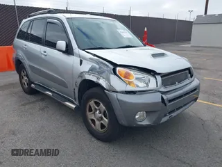 2005 Toyota RAV4 with VIN JTEHD20V750051092, listed as a IAAI auction lot 42083255 with 201,783 mi miles. Bid and sale history available at carsss.com. Image 1.