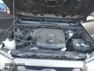 2014 Toyota Tacoma with VIN 3TMMU4FN4EM072128, listed as a IAAI auction lot 42479725 with 287,877 mi miles and . Bid and sale history available at DreamBid. Image 10.