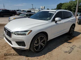 2018 Volvo XC60 R-Design z VIN YV4A22RM1J1023621, wystawiony jako Copart lot #65440304 z przebiegiem 127 751 mil mil oraz Szkoda całkowita • Salvage title. Historia ofert i sprzedaży dostępna na DreamBid. Obrazek 1.
