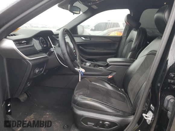 2023 Jeep Grand Cherokee Altitude z VIN 1C4RJGAG8PC580972, wystawiony jako Copart lot #46091565 z przebiegiem 65 320 mil mil oraz Szkoda całkowita • Salvage title. Historia ofert i sprzedaży dostępna na DreamBid. Obrazek 7.