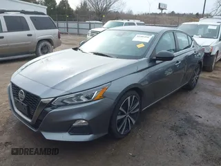 2021 Nissan Altima SR with VIN 1N4BL4CV1MN335698, listed as a IAAI auction lot 41589256 with 80,785 mi miles and . Bid and sale history available at carsss.com. Image 2.