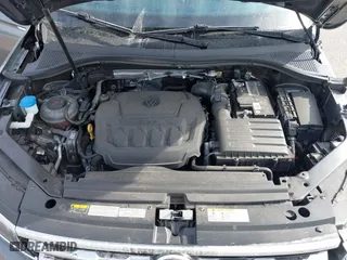 2020 Volkswagen Tiguan SEL Premium R-Line with VIN 3VV4B7AX2LM150484, listed as a IAAI auction lot 40675784 with 37,757 mi miles. Bid and sale history available at carsss.com. Image 10.