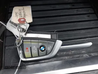 2016 BMW X5 sDrive35i with VIN 5UXKR2C59G0U17661, listed as a IAAI auction lot 40931088 with 90,963 mi miles. Bid and sale history available at carsss.com. Image 11.