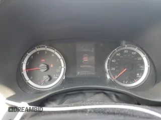 2021 Toyota Highlander L z VIN 5TDBZRBH2MS557694, wystawiony jako Copart lot #61921955 z przebiegiem 39 634 mil mil oraz Szkoda całkowita • Salvage title. Historia ofert i sprzedaży dostępna na DreamBid. Obrazek 9.