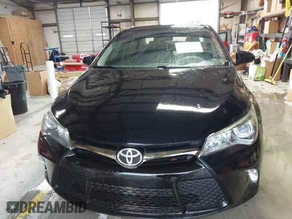 2017 Toyota Camry XLE z VIN 4T1BF1FK3HU438145, wystawiony jako IAAI lot #41928060 z przebiegiem 31 413 mil mil oraz . Historia ofert i sprzedaży dostępna na DreamBid. Obrazek 6.
