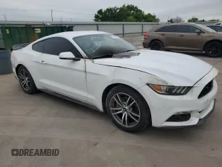 2017 Ford Mustang EcoBoost z VIN 1FA6P8TH5H5320473, wystawiony jako Copart lot #51389715 z przebiegiem Nie podano mil oraz Szkoda całkowita • Salvage title. Historia ofert i sprzedaży dostępna na DreamBid. Obrazek 4.