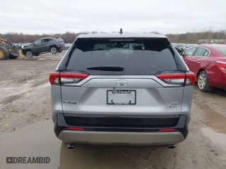 2025 Toyota RAV4 Hybrid XSE with VIN 4T3E6RFV4SU179475, listed as a IAAI auction lot 41911108 with 1,189 mi miles. Bid and sale history available at carsss.com. Image 16.