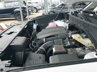 2025 Hyundai Santa Fe SE z VIN 5NMP1DGL7SH108525, wystawiony jako IAAI lot #43146257 z przebiegiem 4 543 mil mil oraz . Historia ofert i sprzedaży dostępna na DreamBid. Obrazek 20.