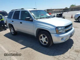 2007 Chevrolet TrailBlazer LS with VIN 1GNDT13S172208793, listed as a IAAI auction lot 42192385 with 190,408 mi miles and . Bid and sale history available at DreamBid. Image 1.