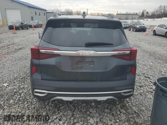 2023 Kia Seltos Nightfall with VIN KNDEUCA28P7370612, listed as a Copart auction lot 43581925 with 34,588 mi miles and Salvage Title. Bid and sale history available at carsss.com. Image 6.