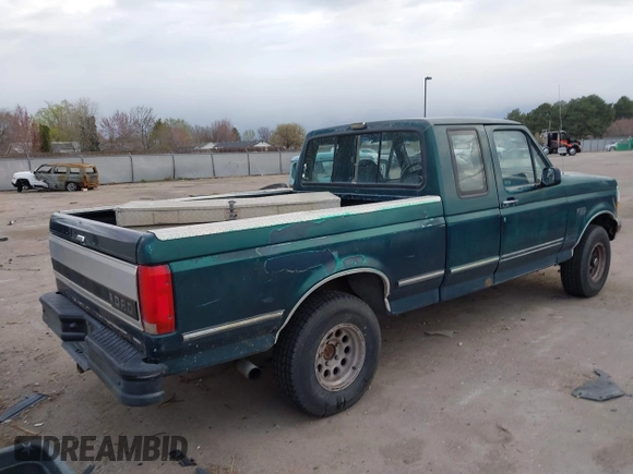 1993 Ford F-150 with VIN 1FTEX14N7PKB77883, listed as a IAAI auction lot 41820965 with 258,043 mi miles. Bid and sale history available at carsss.com. Image 4.