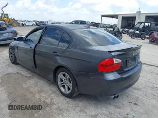 2006 BMW 3 Series 325i with VIN WBAVB135X6PT25510, listed as a IAAI auction lot 42431939 with 269,581 mi miles and . Bid and sale history available at DreamBid. Image 3.
