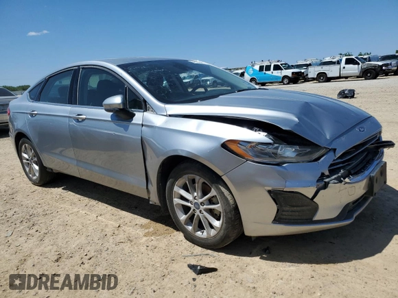 2020 Ford Fusion SE with VIN 3FA6P0HD1LR203485, listed as a Copart auction lot 52034815 with 105,442 mi miles and Clean title. Bid and sale history available at DreamBid. Image 4.