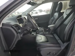 2021 Jeep Cherokee Latitude Plus с VIN 1C4PJMLB0MD147675, выставлен на аукционе Copart как лот 46155035 с пробегом 12 805 миль миль и Списание • Salvage title. История ставок и продаж доступна на DreamBid. Изображение 7.