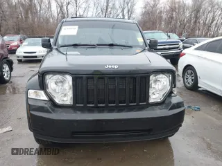 2008 Jeep Liberty Sport z VIN 1J8GN28KX8W187590, wystawiony jako IAAI lot #41440916 z przebiegiem 168 798 mil mil oraz . Historia ofert i sprzedaży dostępna na DreamBid. Obrazek 12.