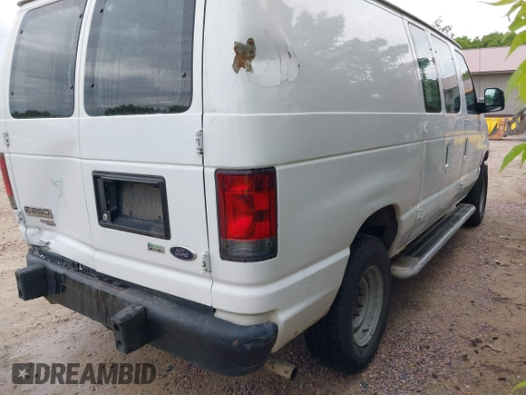 2012 Ford Econoline Cargo Recreational z VIN 1FTNE2EW1CDA51682, wystawiony jako IAAI lot #42370525 z przebiegiem 162 678 mil mil oraz . Historia ofert i sprzedaży dostępna na DreamBid. Obrazek 4.