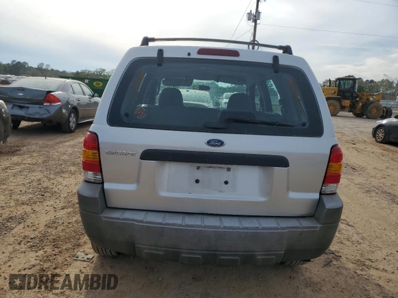 2005 Ford Escape XLS Value with VIN 1FMYU02Z35KB25309, listed as a Copart auction lot 50979315 with 117,908 mi miles and Salvage title. Bid and sale history available at DreamBid. Image 6.