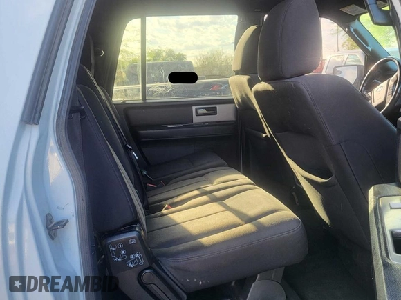 2016 Ford Expedition Max XLT with VIN 1FMJK1JT5GEF27974, listed as a Copart auction lot 60102105 with 132,445 mi miles and Clean title. Bid and sale history available at DreamBid. Image 6.