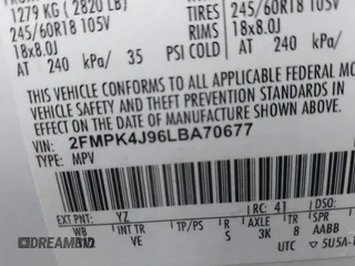 2020 Ford Edge SEL with VIN 2FMPK4J96LBA70677, listed as a IAAI auction lot 41212603 with 30,295 mi miles. Bid and sale history available at carsss.com. Image 9.