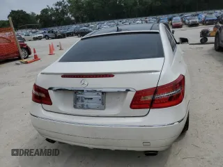 2011 Mercedes-Benz E 350 with VIN WDDKJ5GB5BF085434, listed as a Copart auction lot 55985565 with 169,351 mi miles and Salvage Title. Bid and sale history available at DreamBid. Image 6.