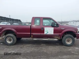1999 Ford F-250 XL z VIN 1FTNX21L1XEE62439, wystawiony jako IAAI lot #41543558 z przebiegiem 184 437 mil mil oraz . Historia ofert i sprzedaży dostępna na DreamBid. Obrazek 12.