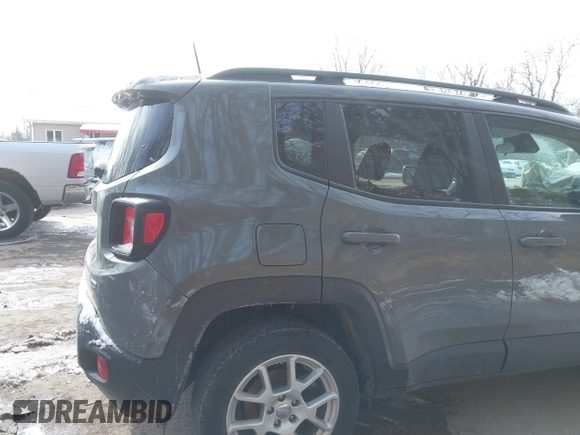 2020 Jeep Renegade Latitude with VIN ZACNJBBBXLPM06330, listed as a IAAI auction lot 41601086 with 92,320 mi miles. Bid and sale history available at carsss.com. Image 21.