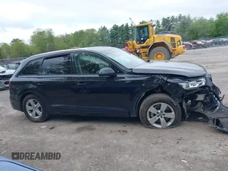 2018 Audi Q7 Premium Plus z VIN WA1LHAF7XJD049338, wystawiony jako IAAI lot #42286676 z przebiegiem 103 462 mil mil oraz . Historia ofert i sprzedaży dostępna na DreamBid. Obrazek 13.