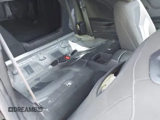 2019 Chevrolet Camaro 1SS z VIN 1G1FF1R70K0111514, wystawiony jako IAAI lot #41924277 z przebiegiem Nie podano mil oraz . Historia ofert i sprzedaży dostępna na DreamBid. Obrazek 8.