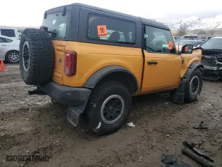 2022 Ford Bronco with VIN 1FMDE5CHXNLA76215, listed as a Copart auction lot 84755114 with 0 mi miles and Salvage Title. Bid and sale history available at carsss.com. Image 3.