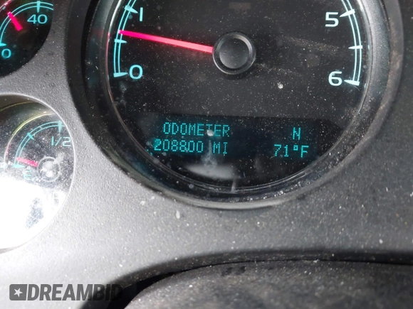 2013 GMC Yukon Denali with VIN 1GKS1EEF8DR209332, listed as a IAAI auction lot 41832403 with 208,800 mi miles. Bid and sale history available at carsss.com. Image 15.