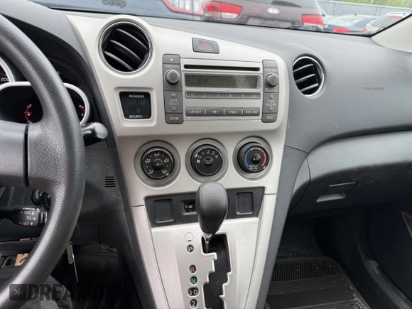 2010 Toyota Matrix S with VIN 2T1LE4EE6AC014387, listed as a Copart auction lot 59377095 with 59,326 mi miles and Salvage title. Bid and sale history available at DreamBid. Image 8.