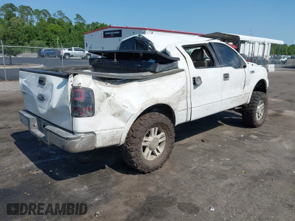 2005 Ford F-150 XLT z VIN 1FTPW14595KD49565, wystawiony jako IAAI lot #42587713 z przebiegiem 360 588 mil mil oraz . Historia ofert i sprzedaży dostępna na DreamBid. Obrazek 4.