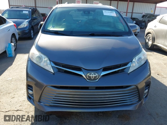 2019 Toyota Sienna XLE Auto Access Seat with VIN 5TDYZ3DC4KS980041, listed as a IAAI auction lot 41793001 with 125,084 mi miles. Bid and sale history available at carsss.com. Image 13.