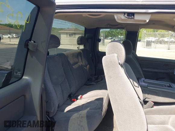 2005 Chevrolet Silverado 1500 LS with VIN 2GCEC19T851227917, listed as a IAAI auction lot 42535745 with 206,592 mi miles and . Bid and sale history available at DreamBid. Image 8.