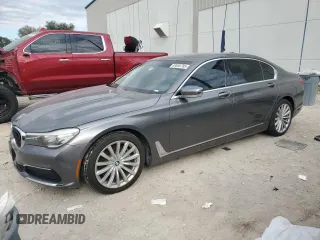 2019 BMW 7 Series 740i with VIN WBA7E2C50KB454532, listed as a Copart auction lot 89005785 with 93,921 mi miles and Clean Title. Bid and sale history available at carsss.com. Image 1.