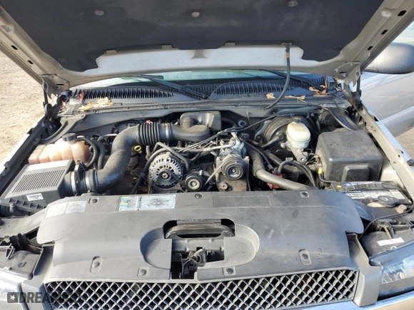 2006 Chevrolet Silverado 1500 LS with VIN 1GCEC19X86Z113816, listed as a Copart auction lot 44945075 with 153,592 mi miles and Non Repairable. Bid and sale history available at carsss.com. Image 12.