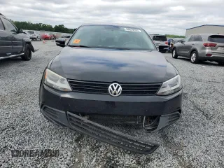 2012 Volkswagen Jetta SE z VIN 3VWBP7AJ4CM113260, wystawiony jako Copart lot #58639525 z przebiegiem 198 316 mil mil oraz Czysty tytuł • Clean title. Historia ofert i sprzedaży dostępna na DreamBid. Obrazek 5.